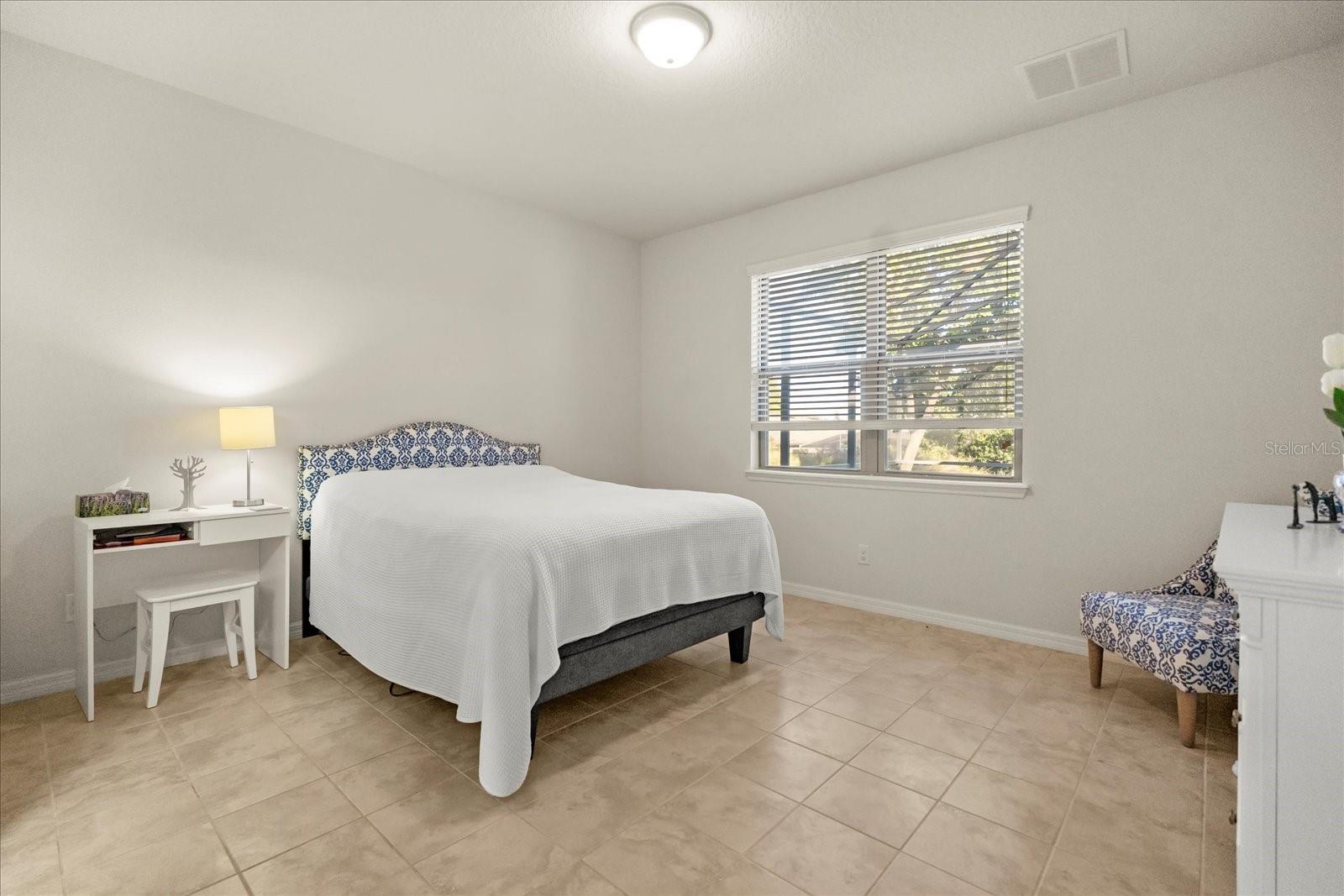 540 Pamplona Pl Property Photo 10