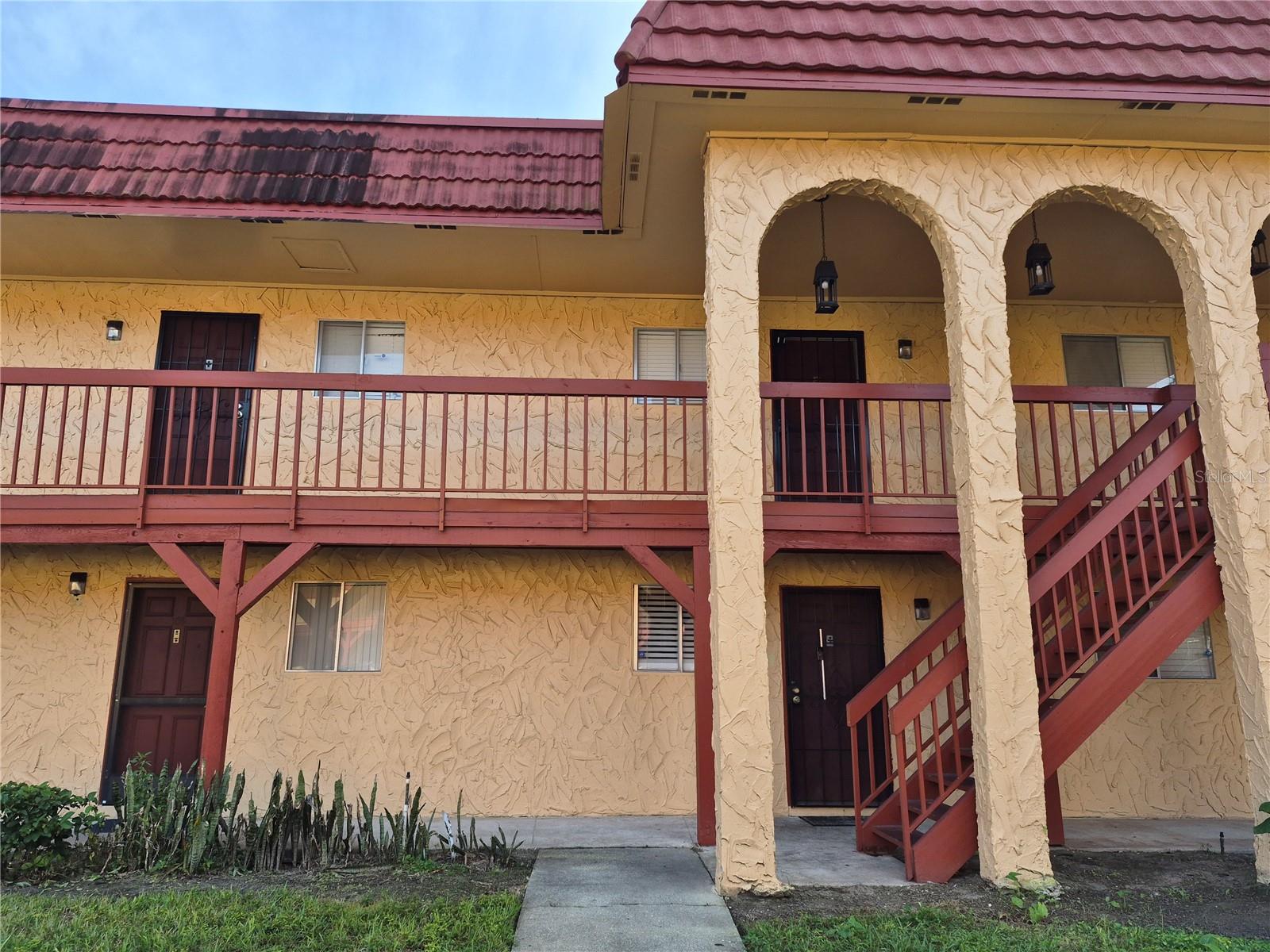 O6358716 Property Photo 1