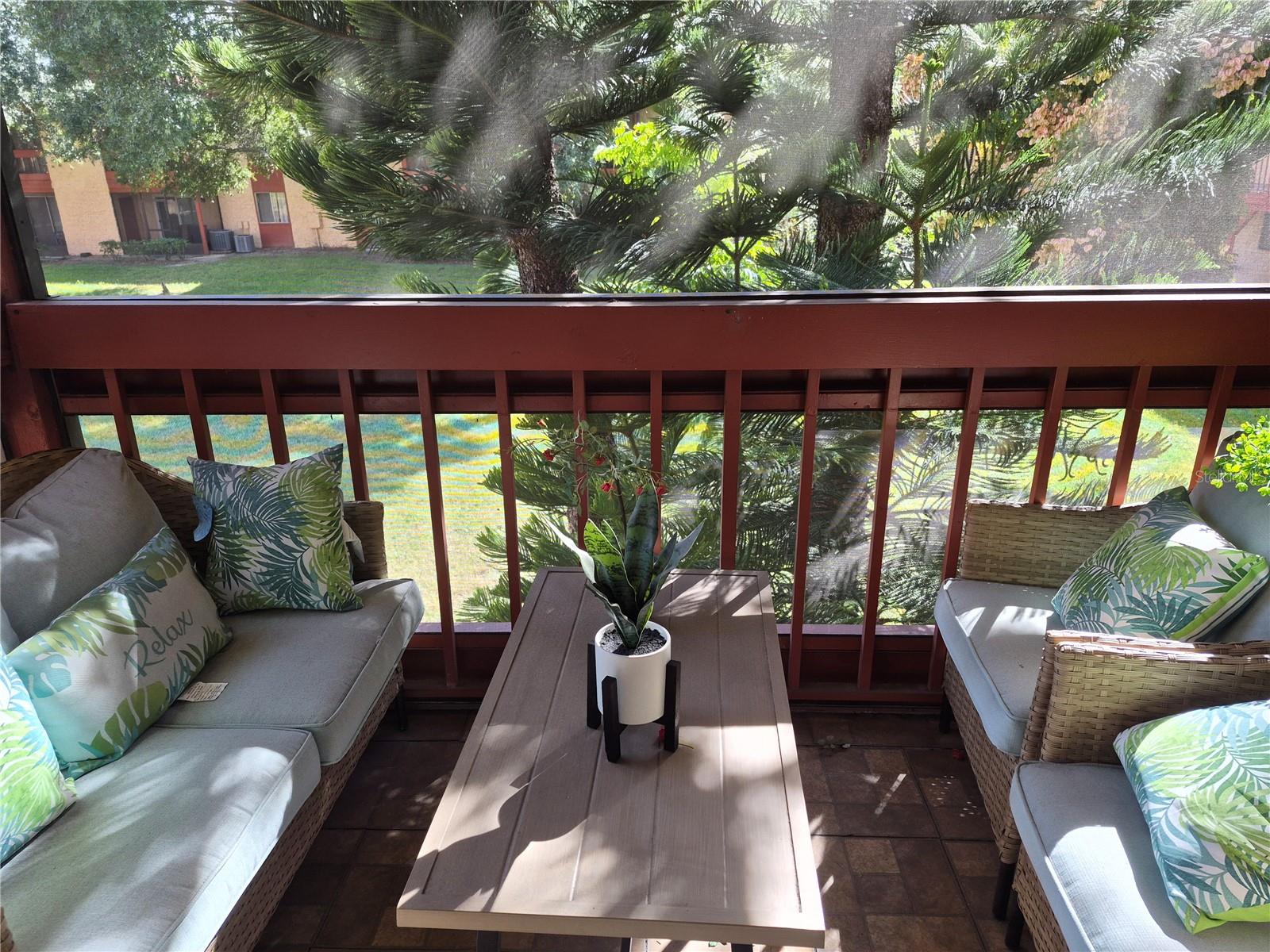 O6358716 Property Photo 14