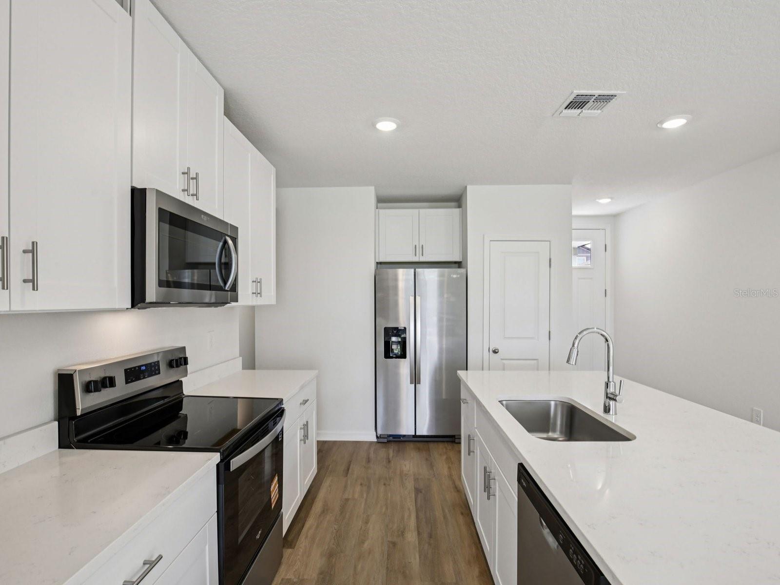 11321 Bellewood Ter Property Photo 9