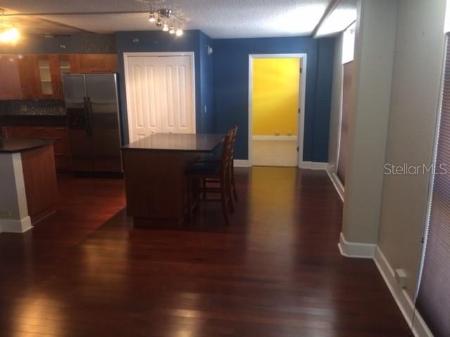 151 E Washington St #209 Property Photo 8