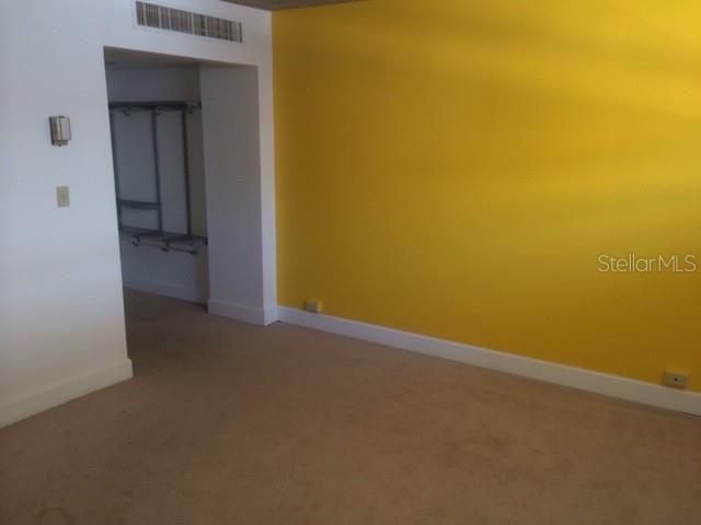 151 E Washington St #209 Property Photo 12