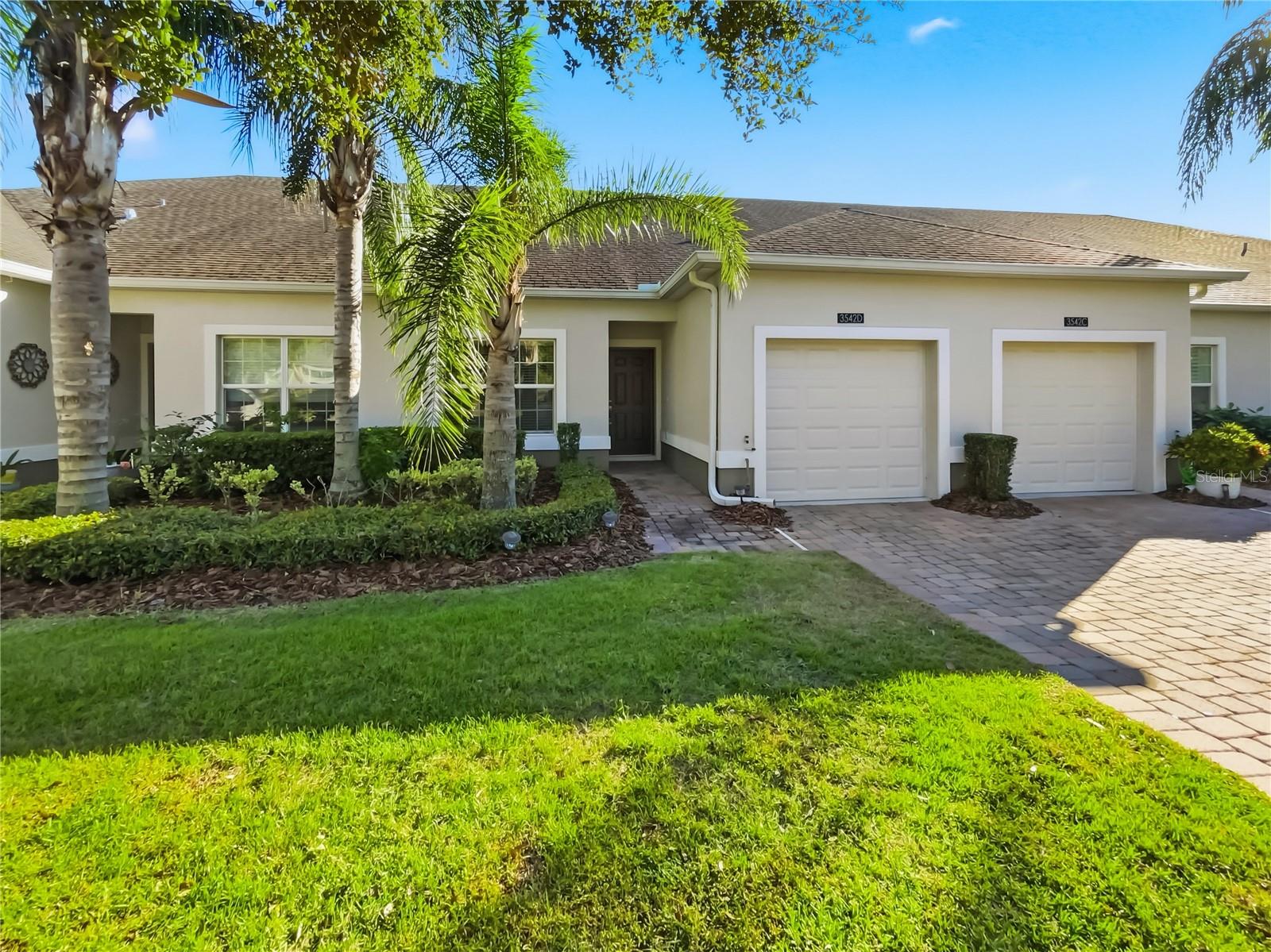 3542 Fairwaters Ct #d Property Photo 3