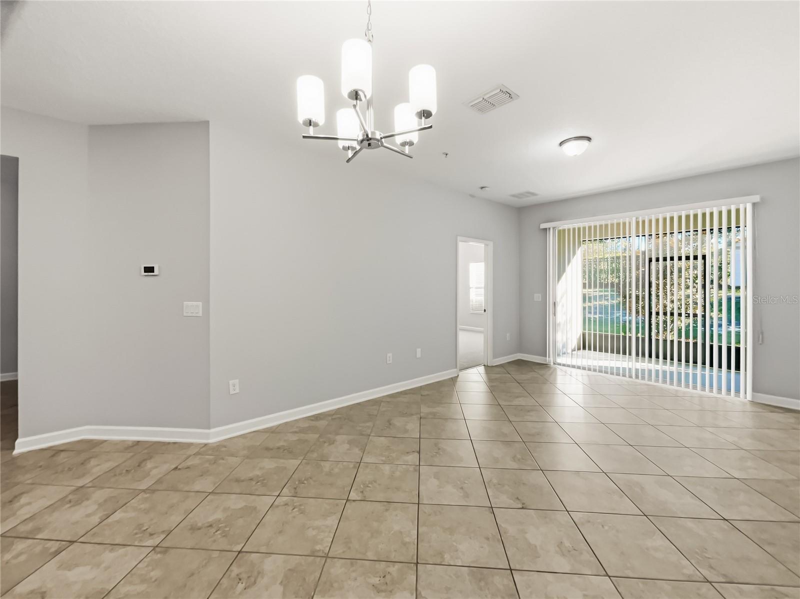 3542 Fairwaters Ct #d Property Photo 8