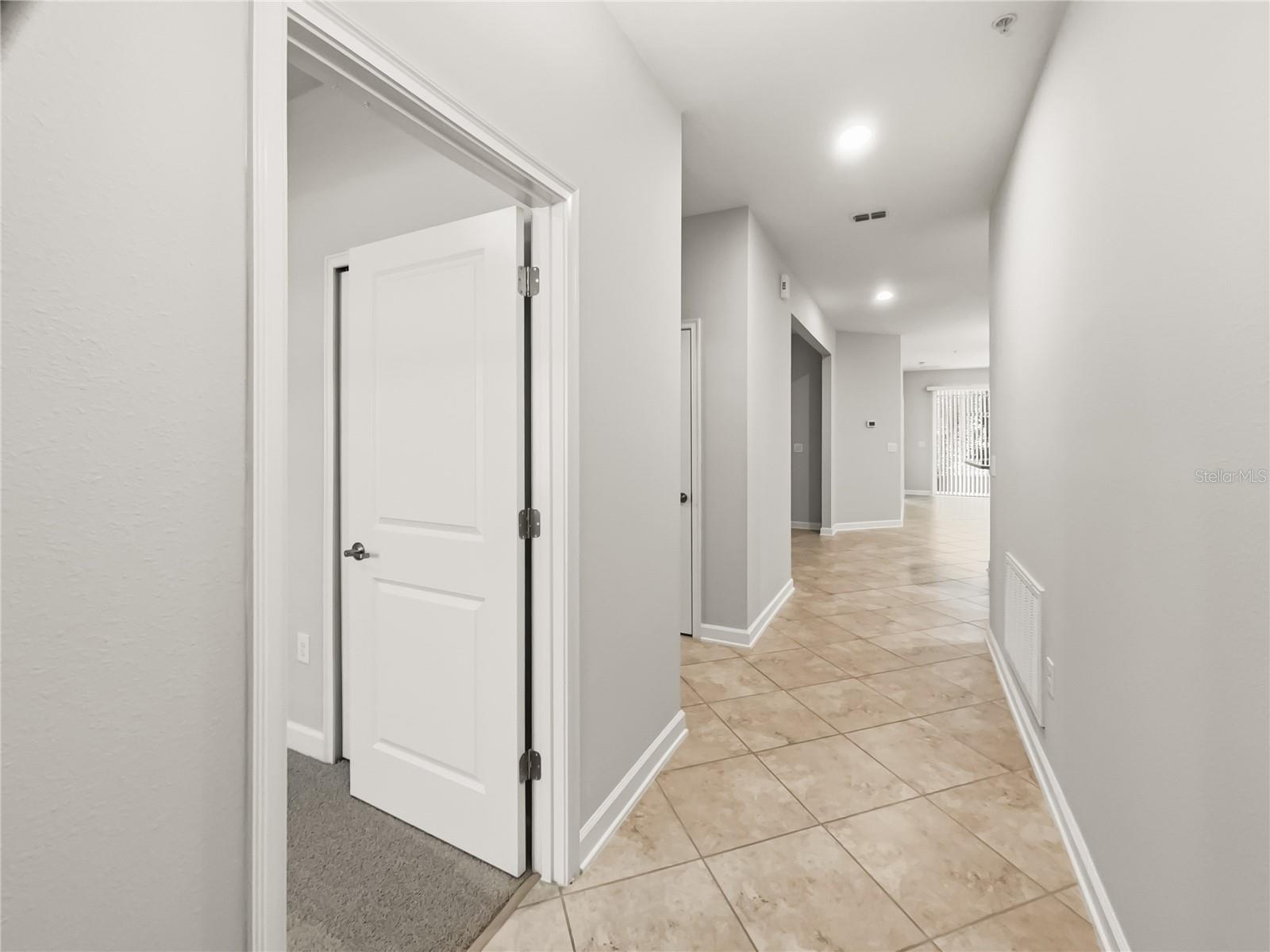 3542 Fairwaters Ct #d Property Photo 9