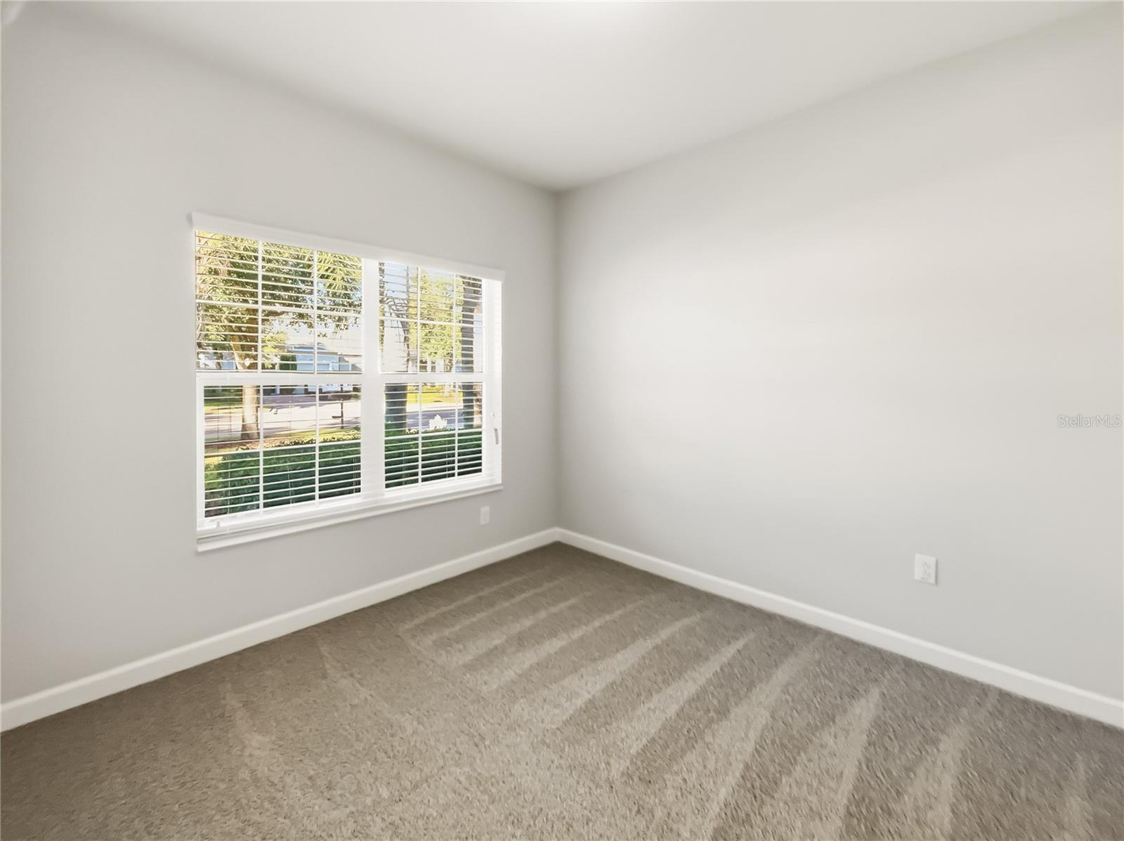 3542 Fairwaters Ct #d Property Photo 11
