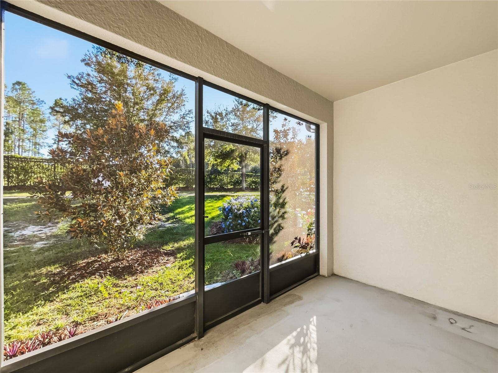 3542 Fairwaters Ct #d Property Photo 18