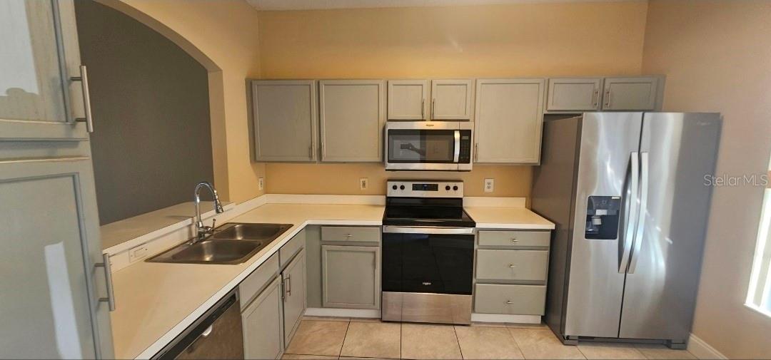 14560 Laguna Beach Cir Property Photo 8