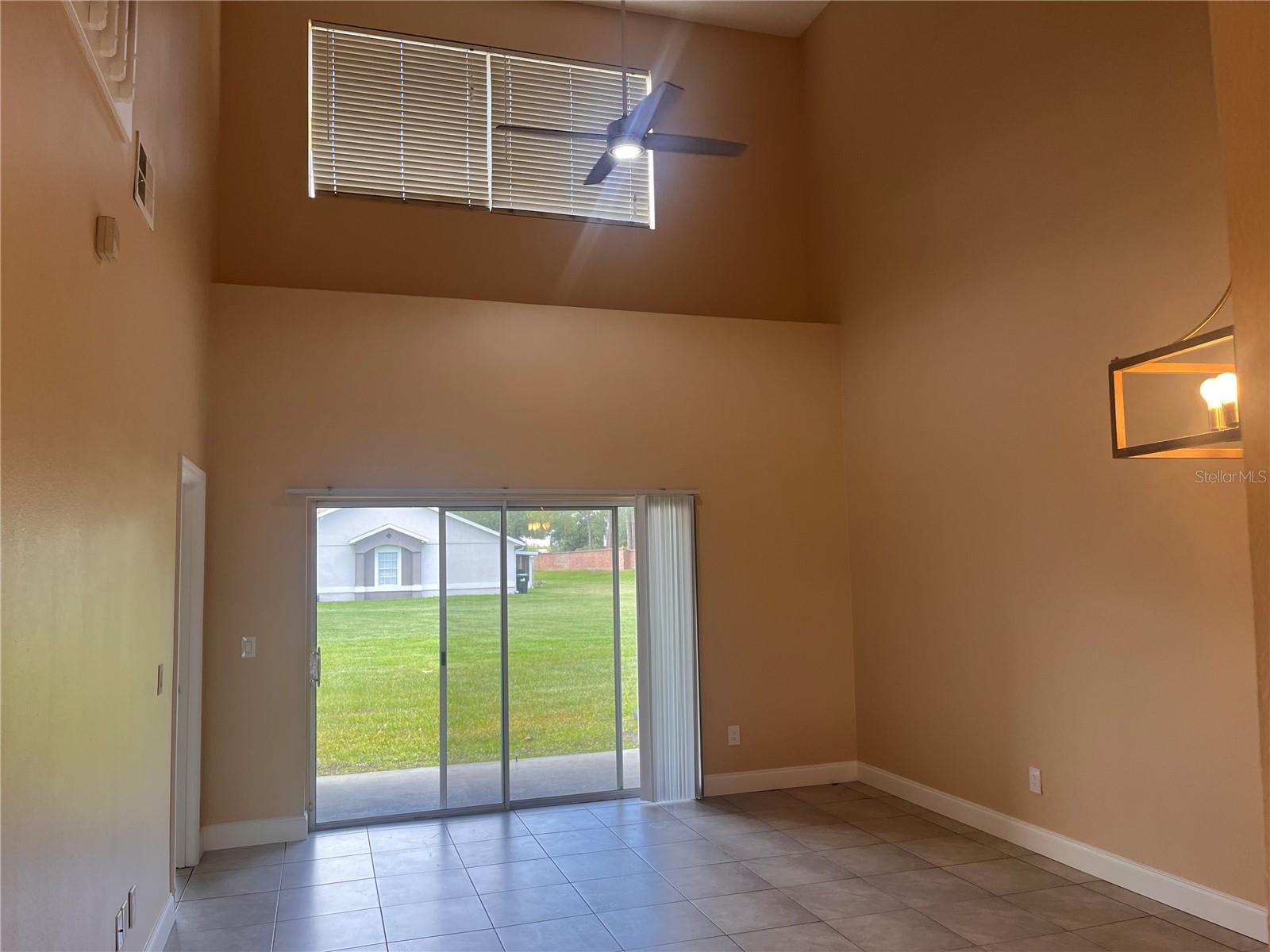 14560 Laguna Beach Cir Property Photo 13