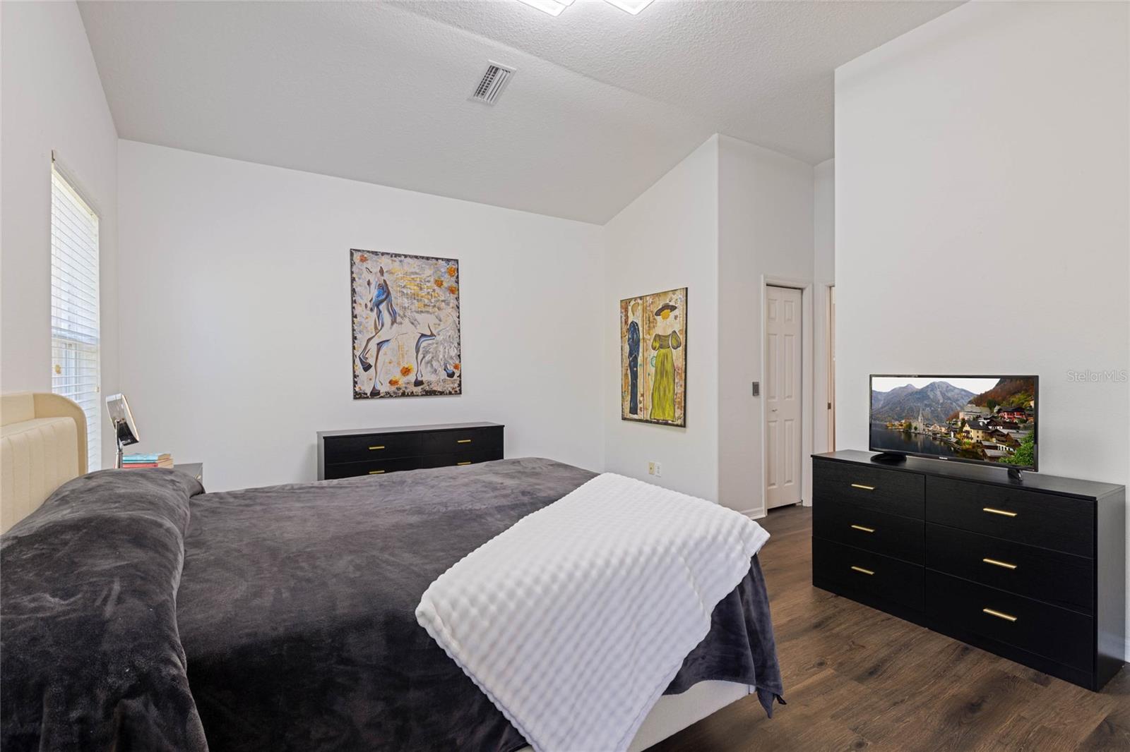 1203 W Diamond Shore Loop Property Photo 12