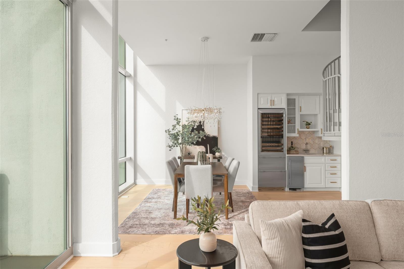 150 E Robinson St #ph3504 Property Photo 8