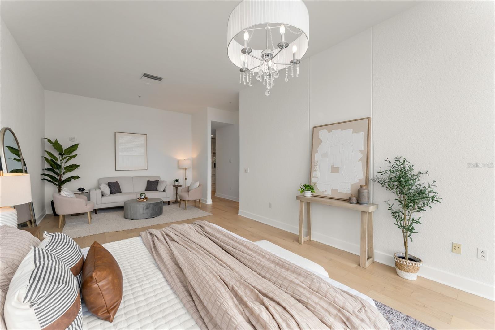 150 E Robinson St #ph3504 Property Photo 18