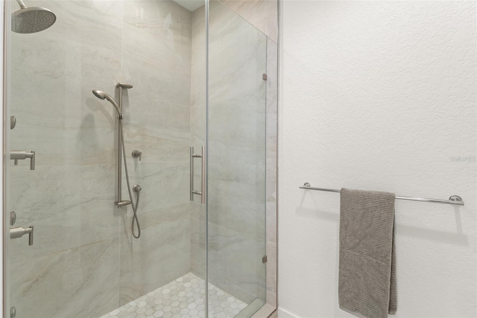 150 E Robinson St #ph3504 Property Photo 26