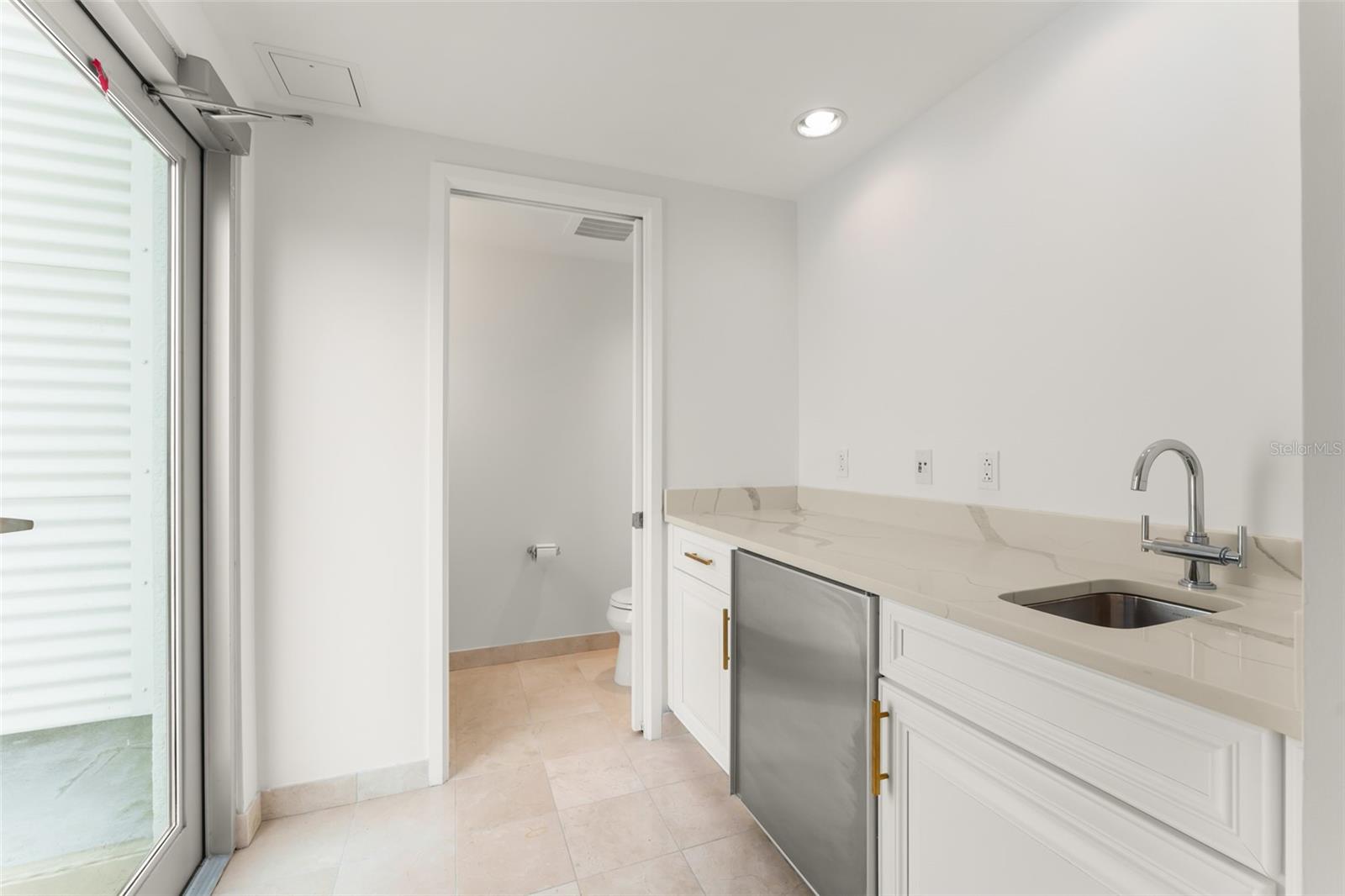 150 E Robinson St #ph3504 Property Photo 36