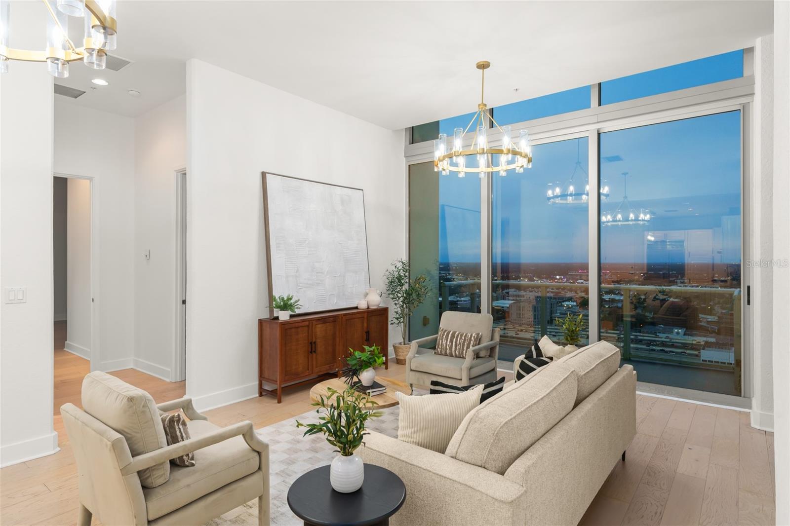 150 E Robinson St #ph3504 Property Photo 44