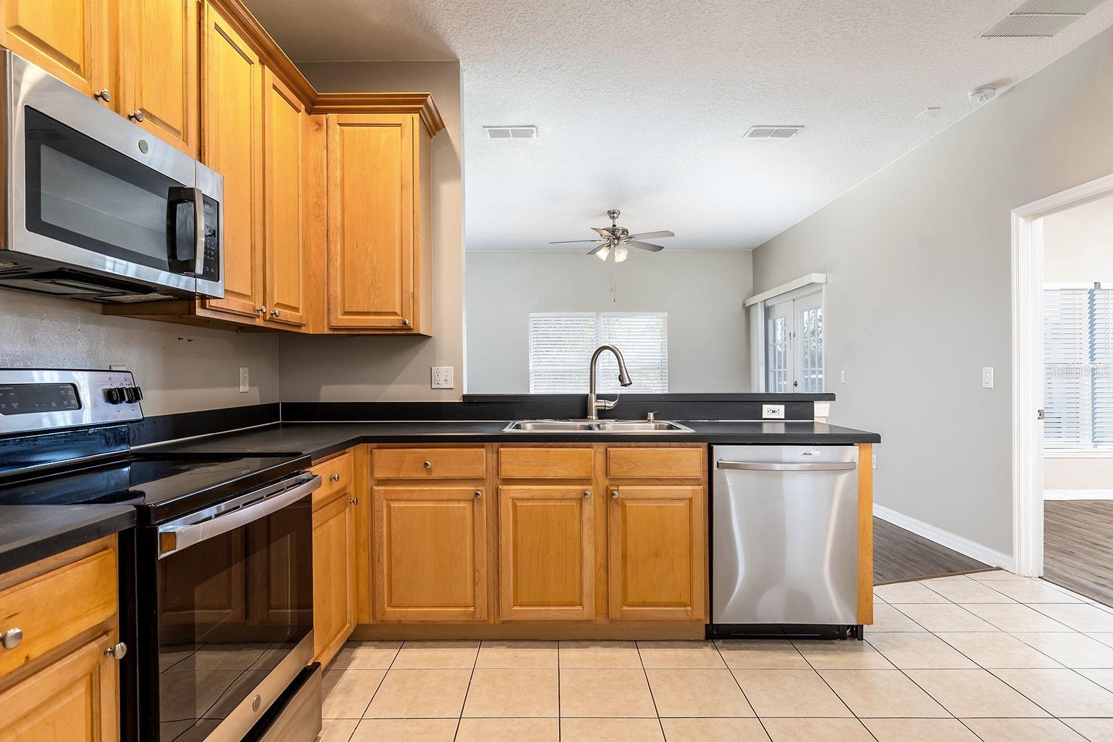 5255 Shale Ridge Trl Property Photo 8