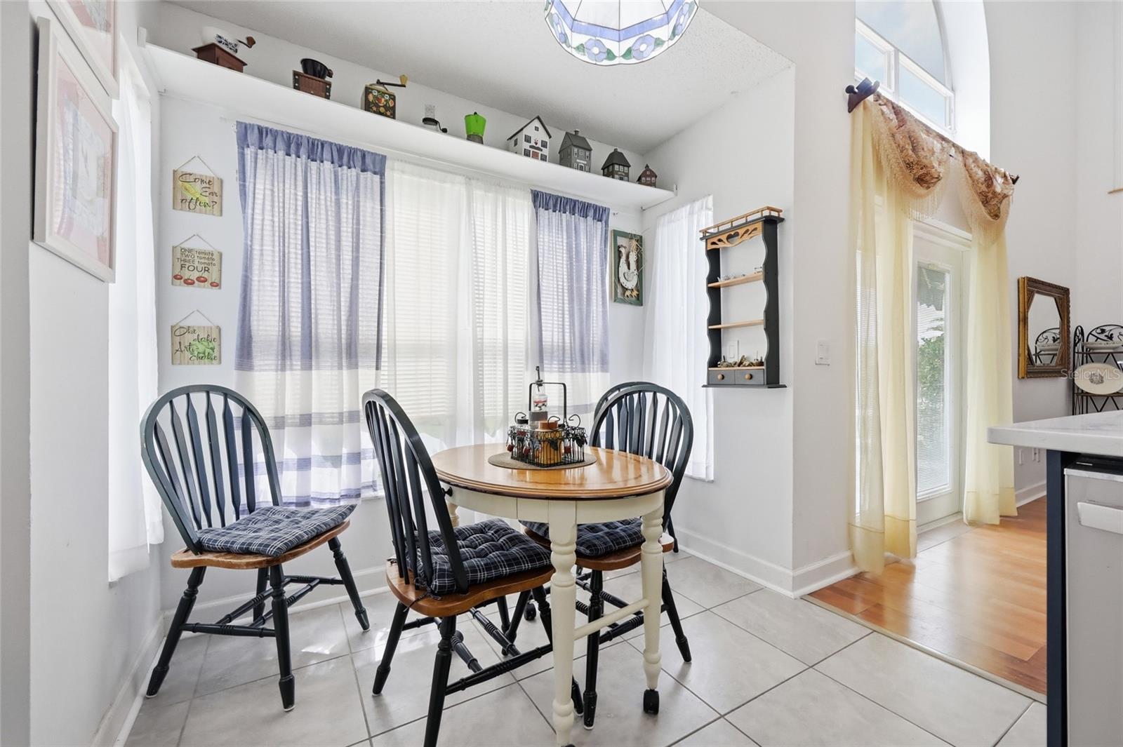 13200 Mallard Cove Blvd Property Photo 3