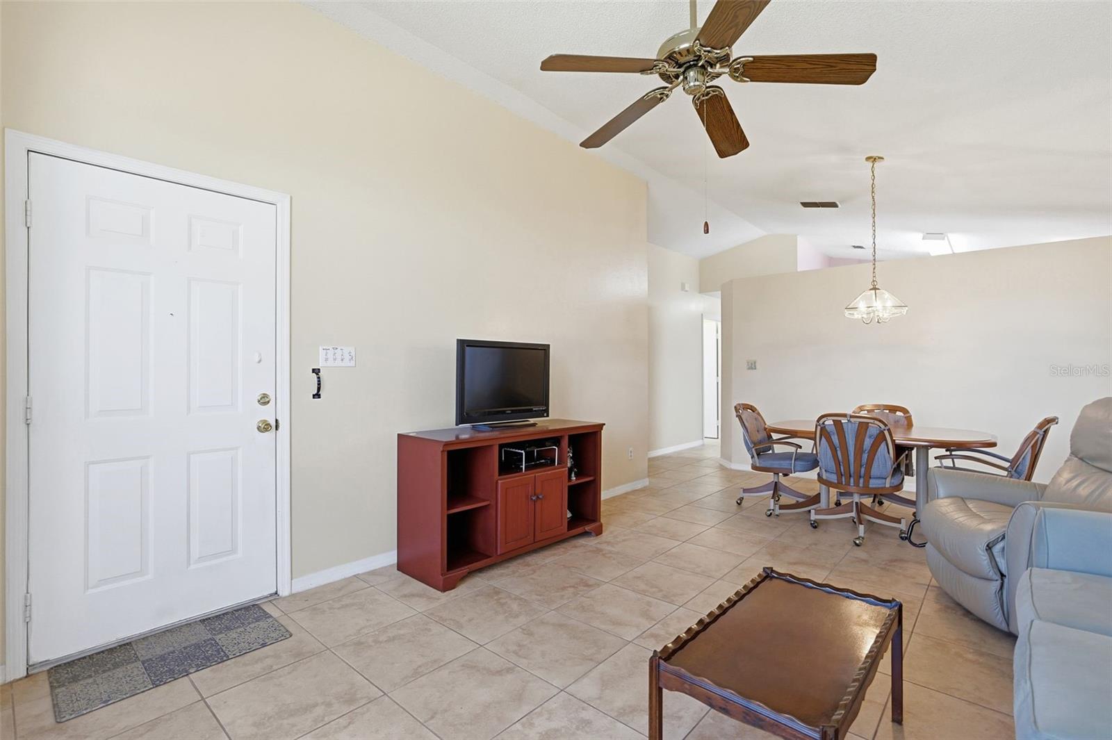 270 San Gabriel St Property Photo 12
