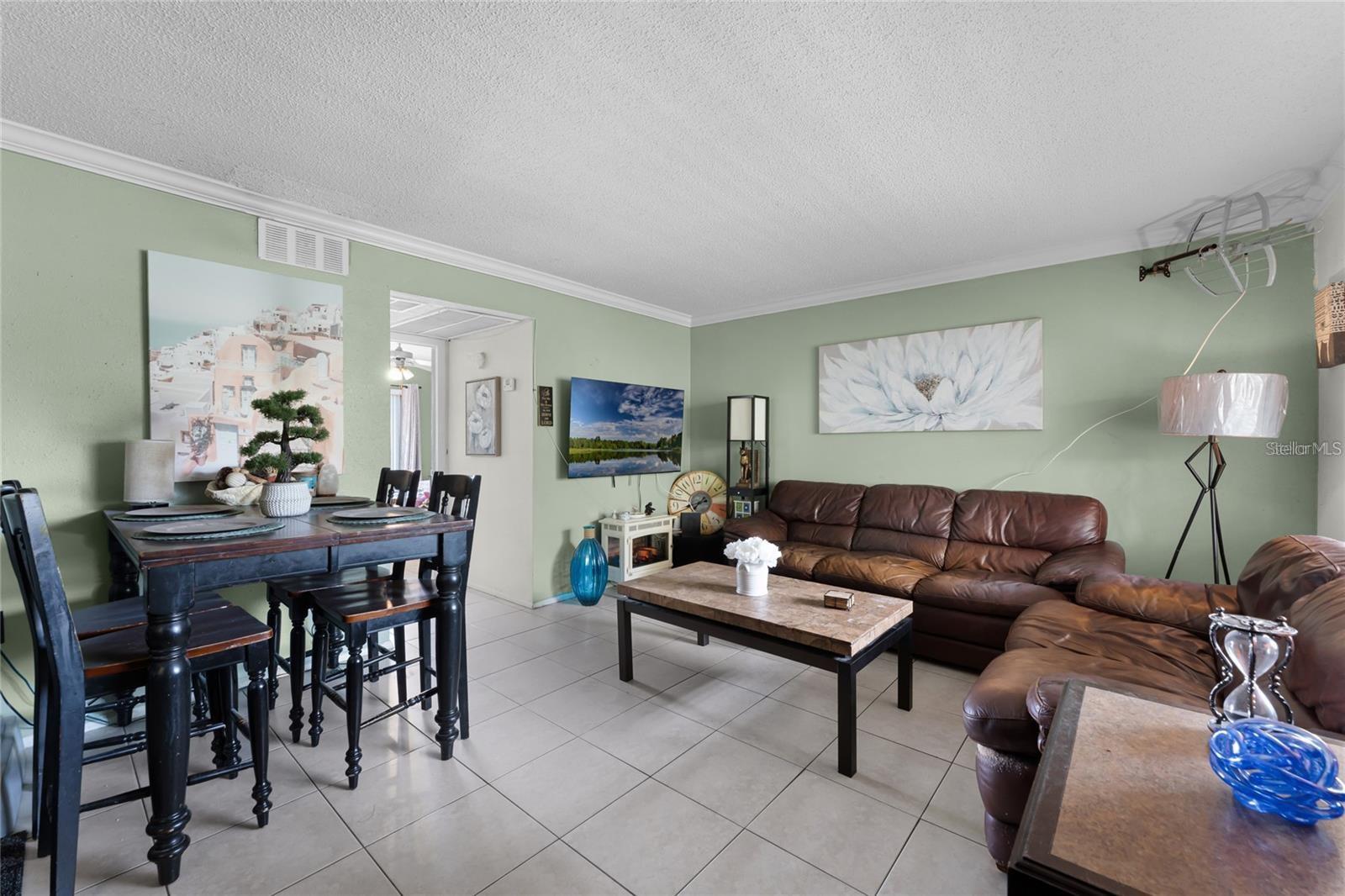 120 Blue Pointe Way #340 Property Photo 6