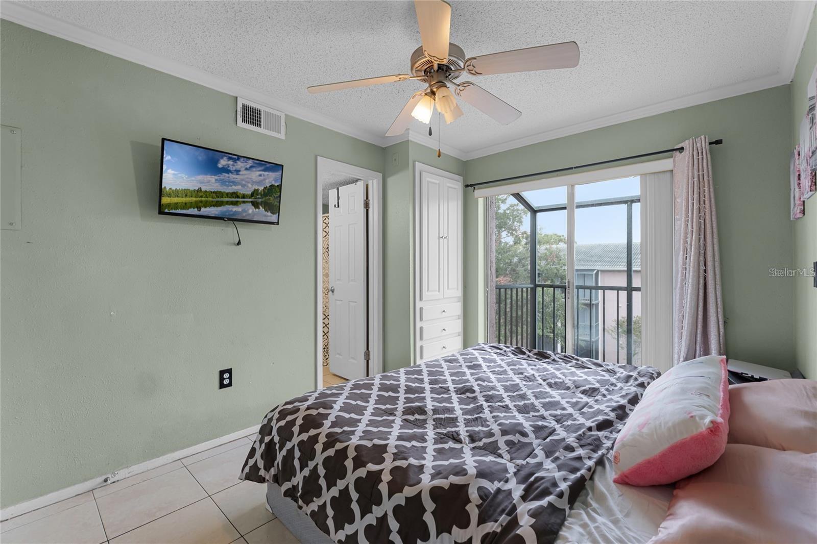 120 Blue Pointe Way #340 Property Photo 12