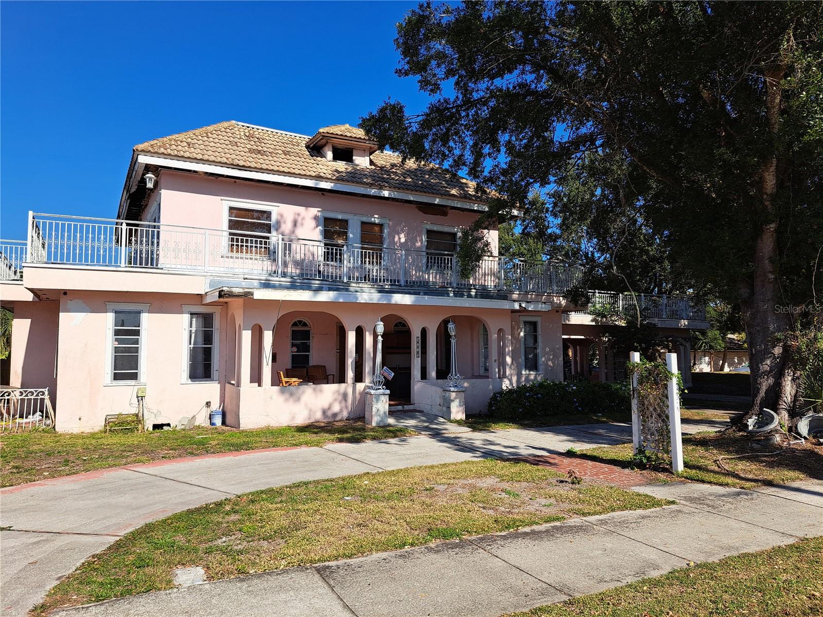 4715 Beach Boulevard Property Photo