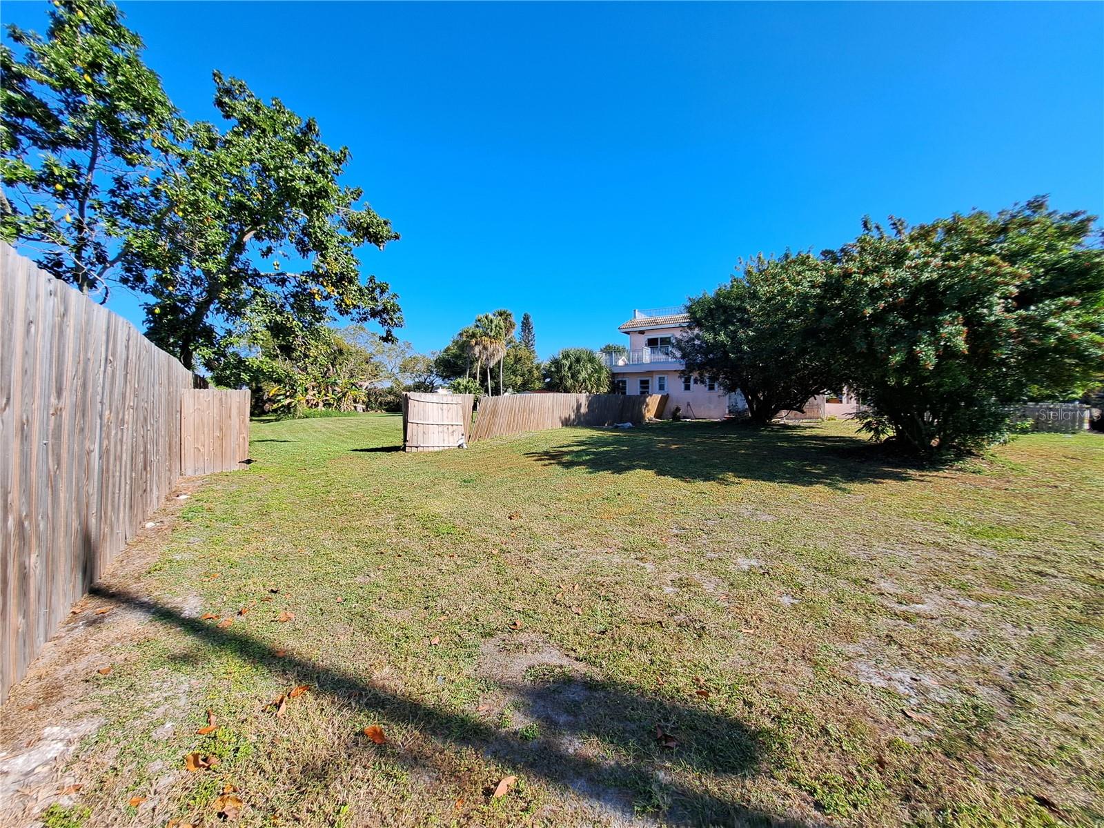 4715 Beach Boulevard Property Photo 14
