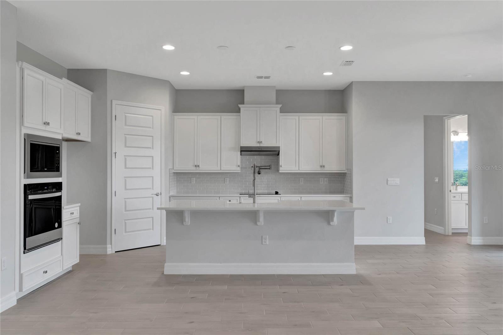 3667 Malawi Trl Property Photo 8