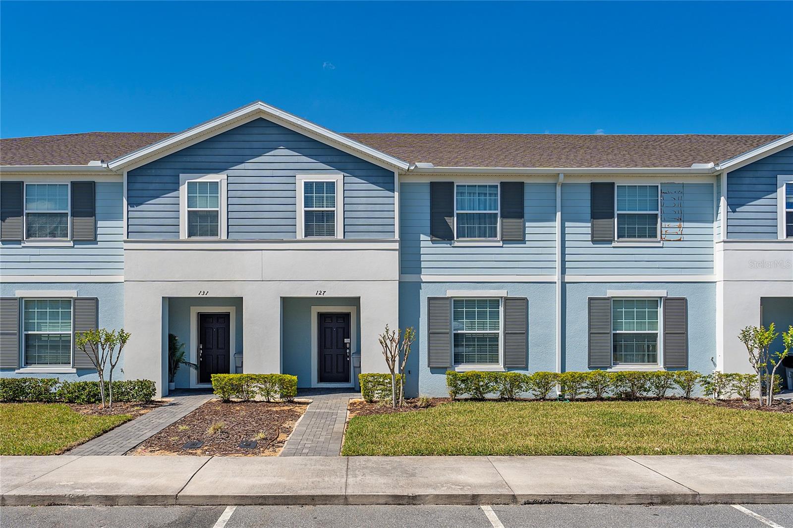 127 JETTY WAY Property Photo 1