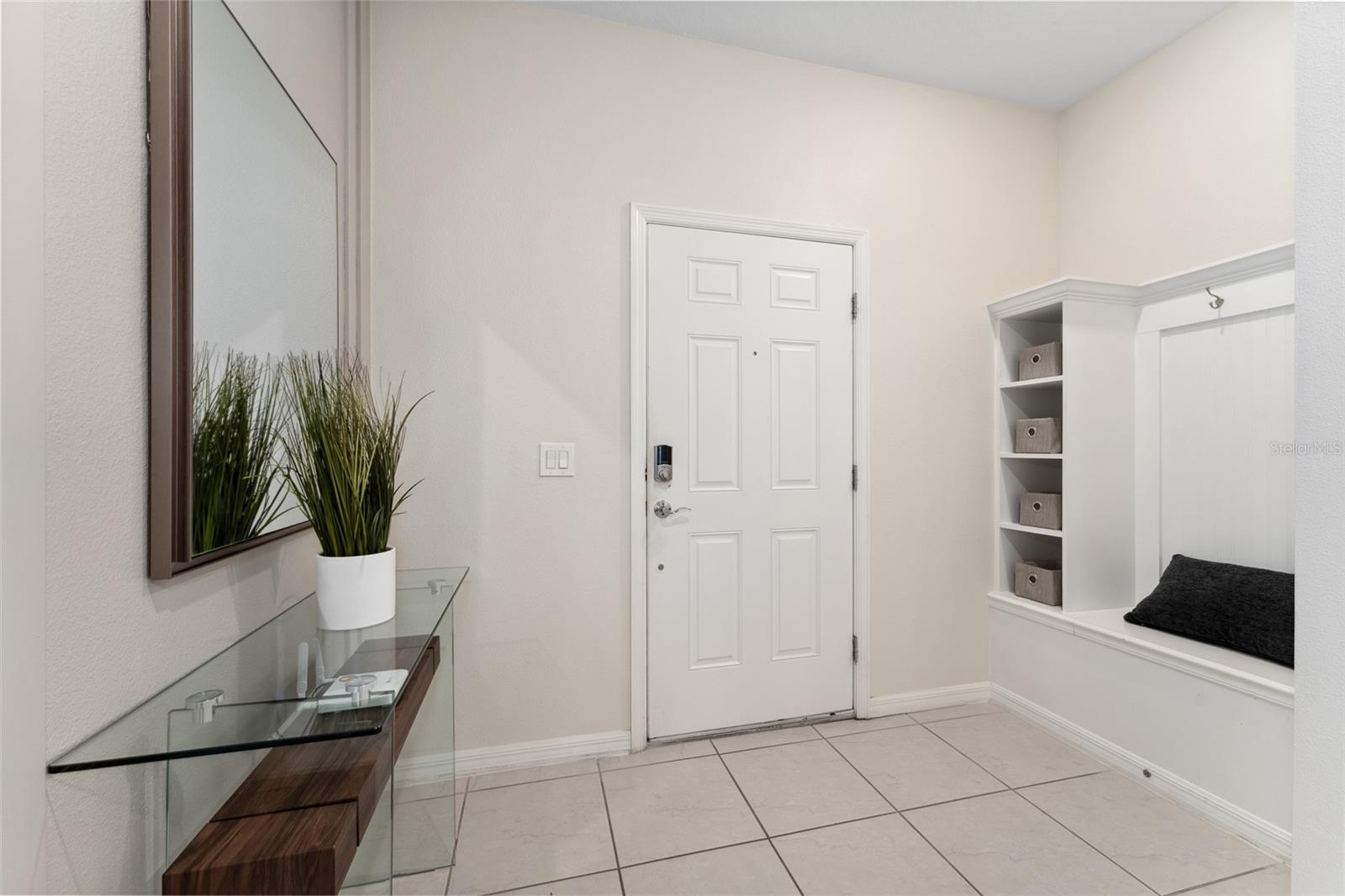 127 Jetty Way Property Photo 2