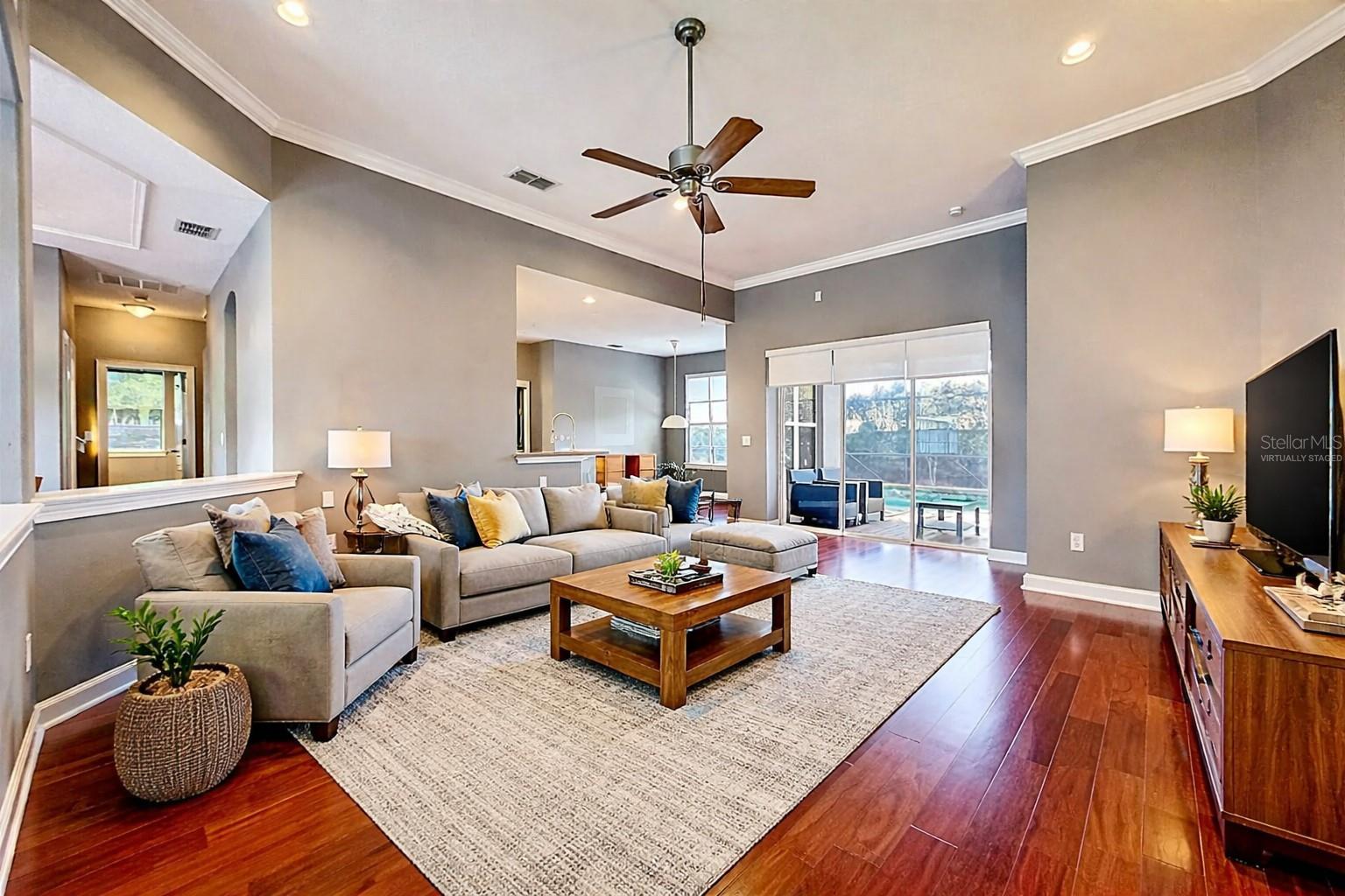 3619 Supreme Ct Property Photo 11