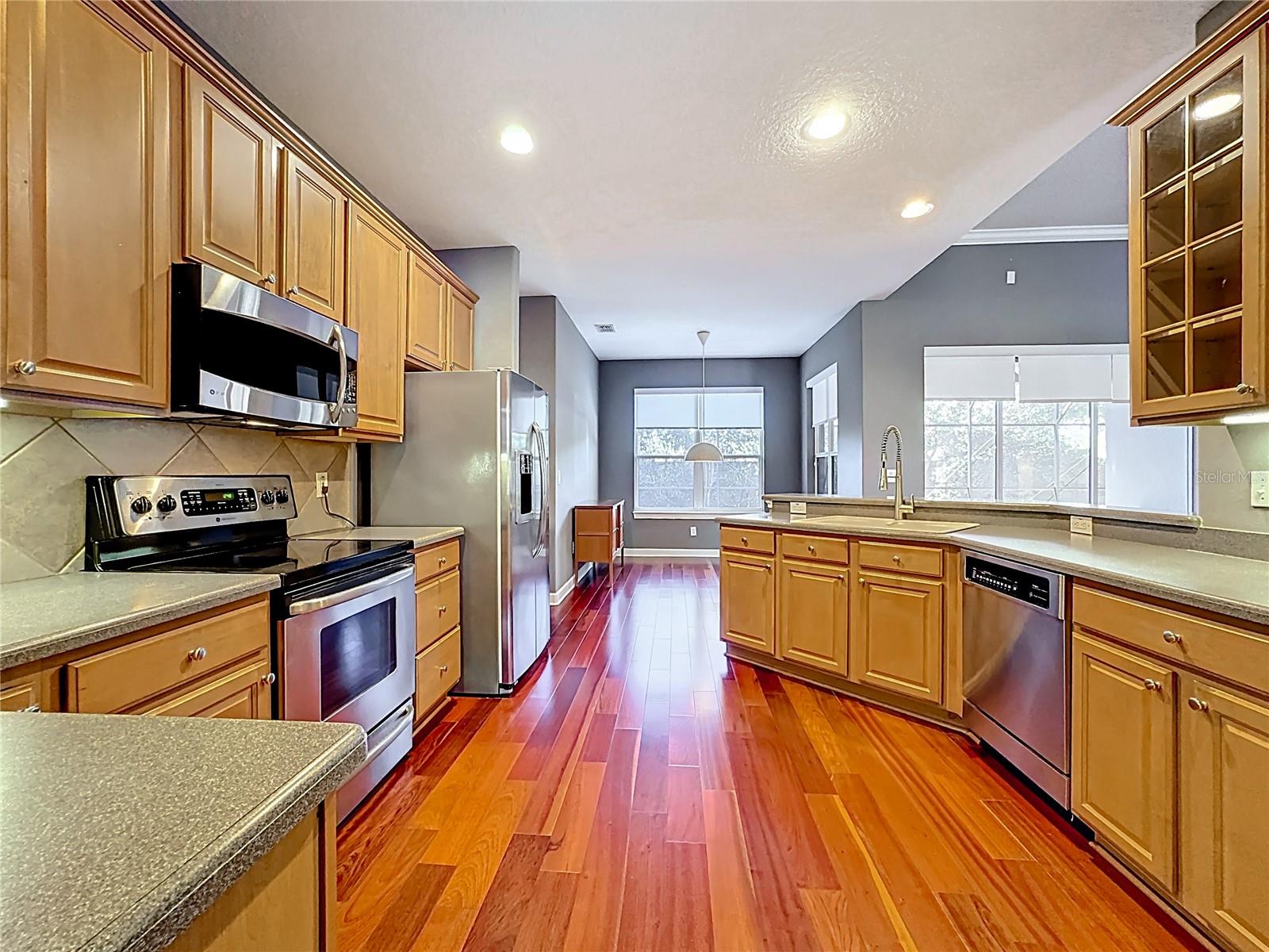 3619 Supreme Ct Property Photo 16