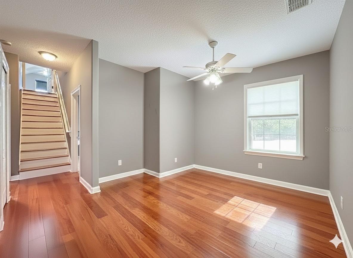 3619 Supreme Ct Property Photo 24