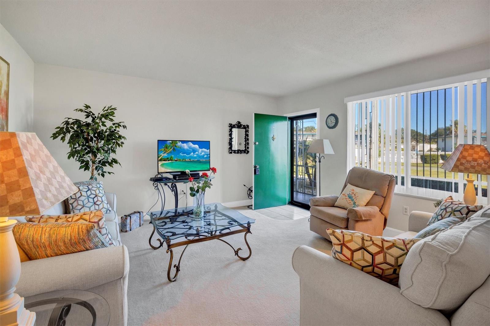 1600 W Lake Parker Dr #d5 Property Photo 11