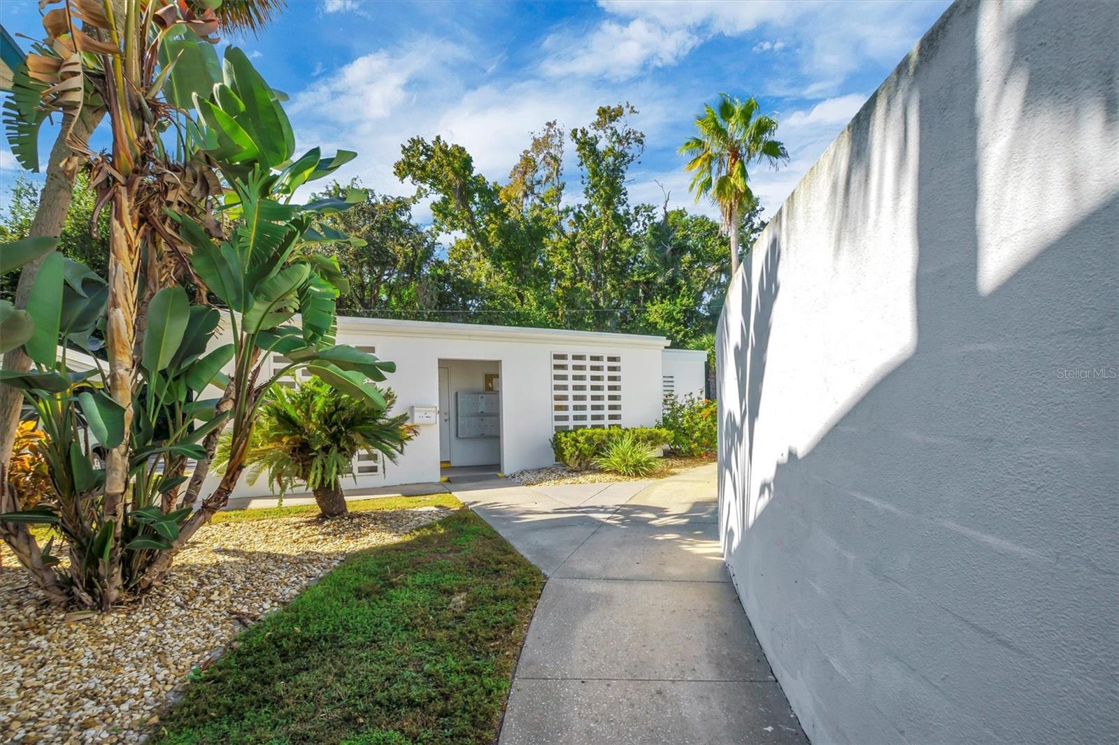 1600 W Lake Parker Dr #d5 Property Photo 22
