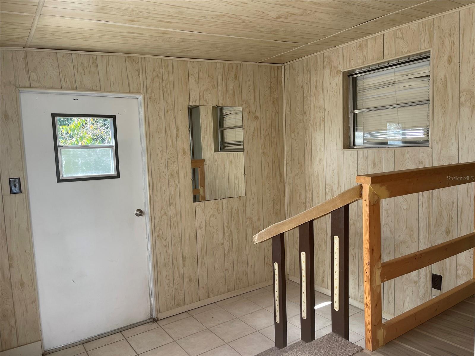 237 Palm Crest Ln Property Photo 24