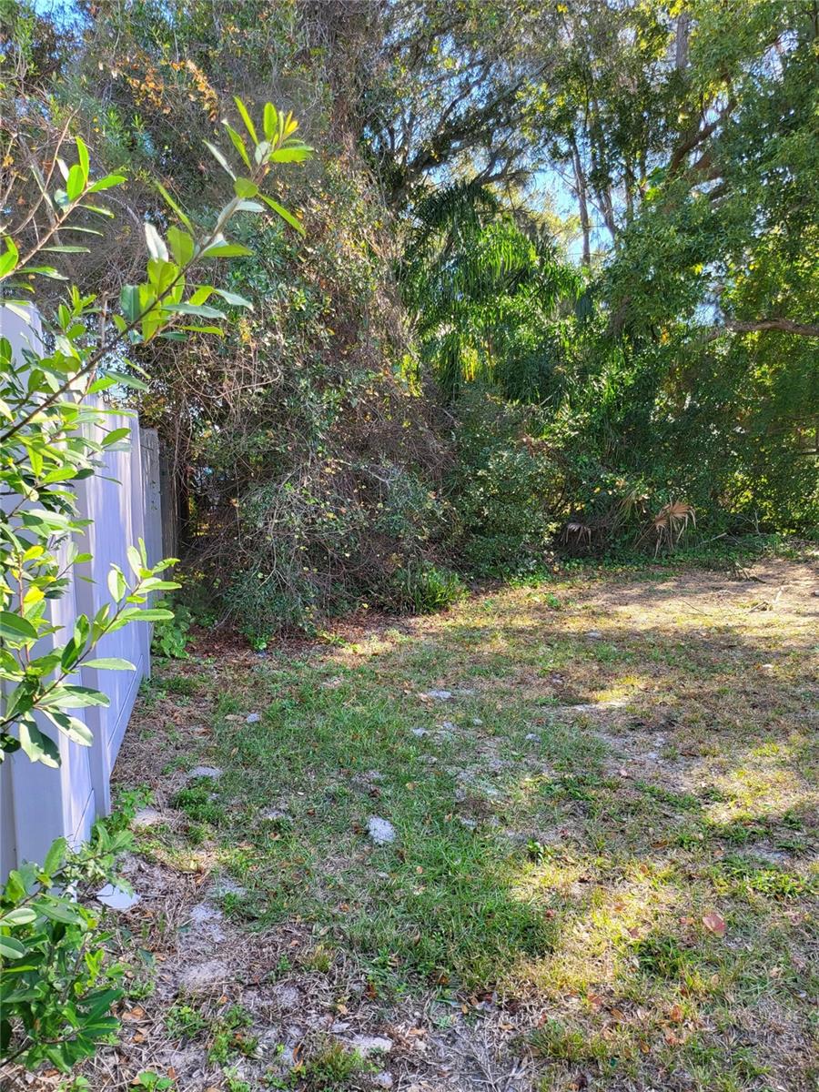 2131 Coachman Rd Ne Property Photo 9