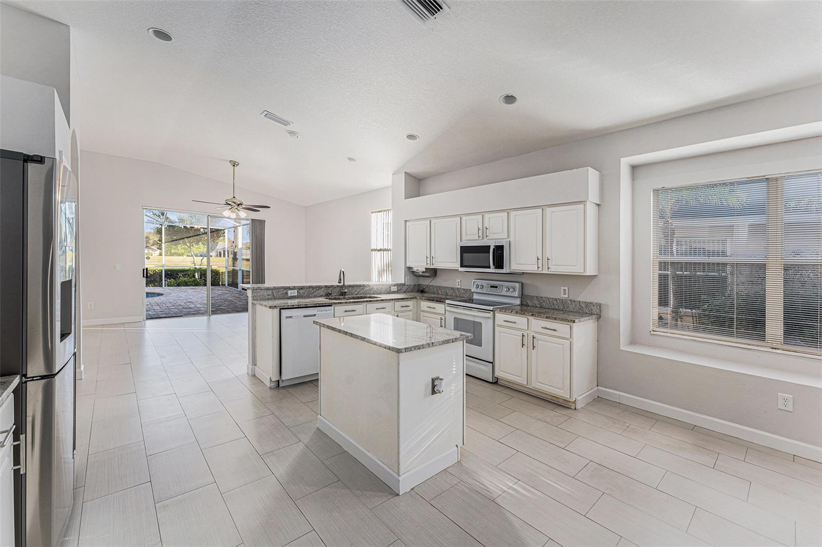 3316 Stonebridge Trl Property Photo 5