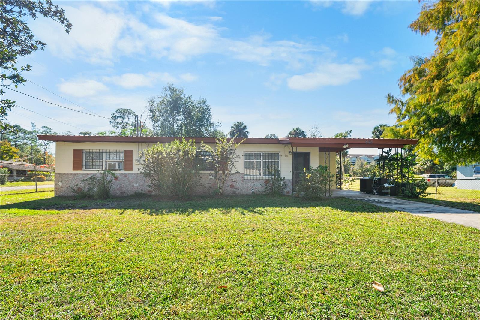 528 DOCTORS DR