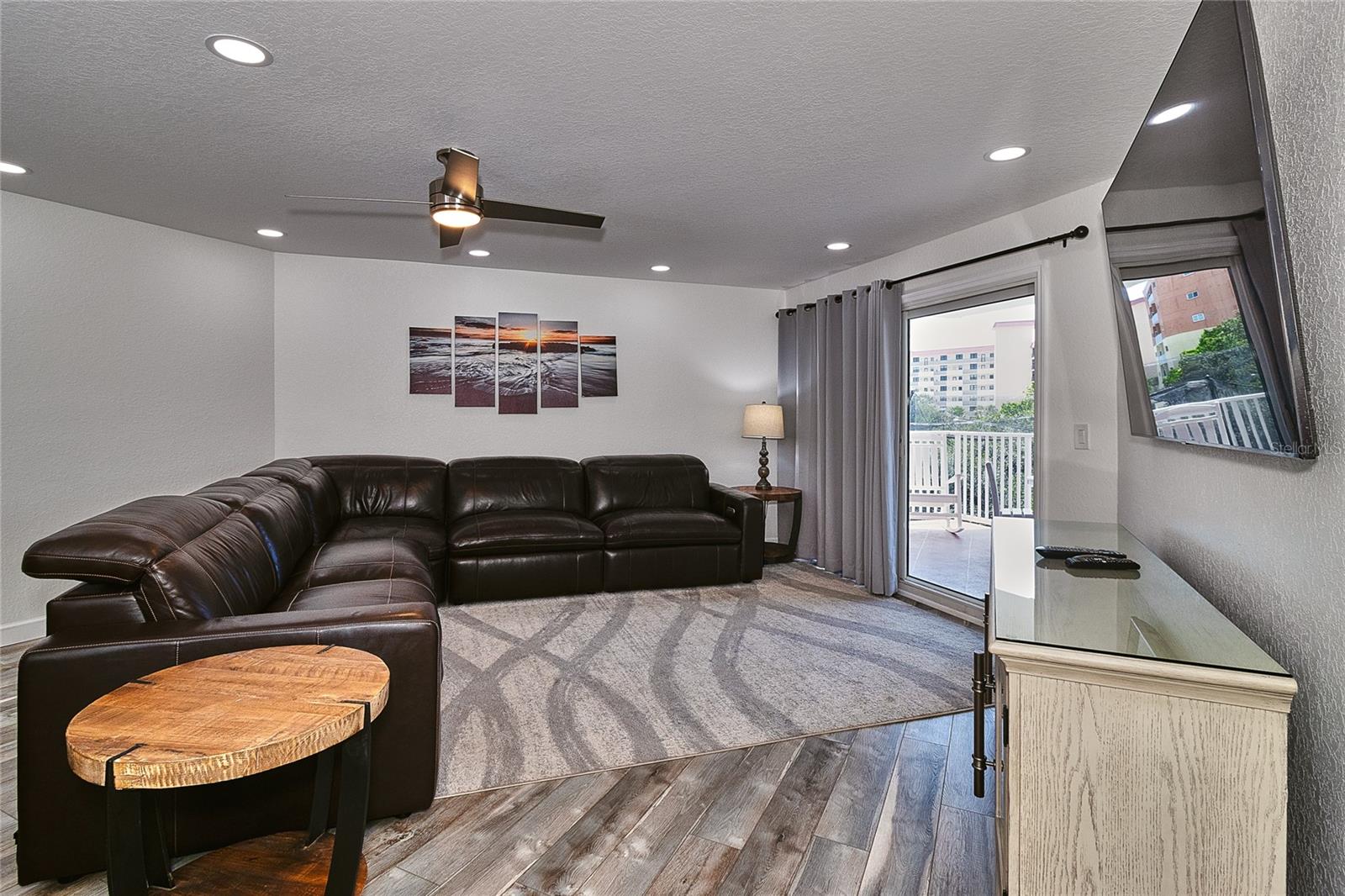 18400 Gulf Blvd #1206 Property Photo 21