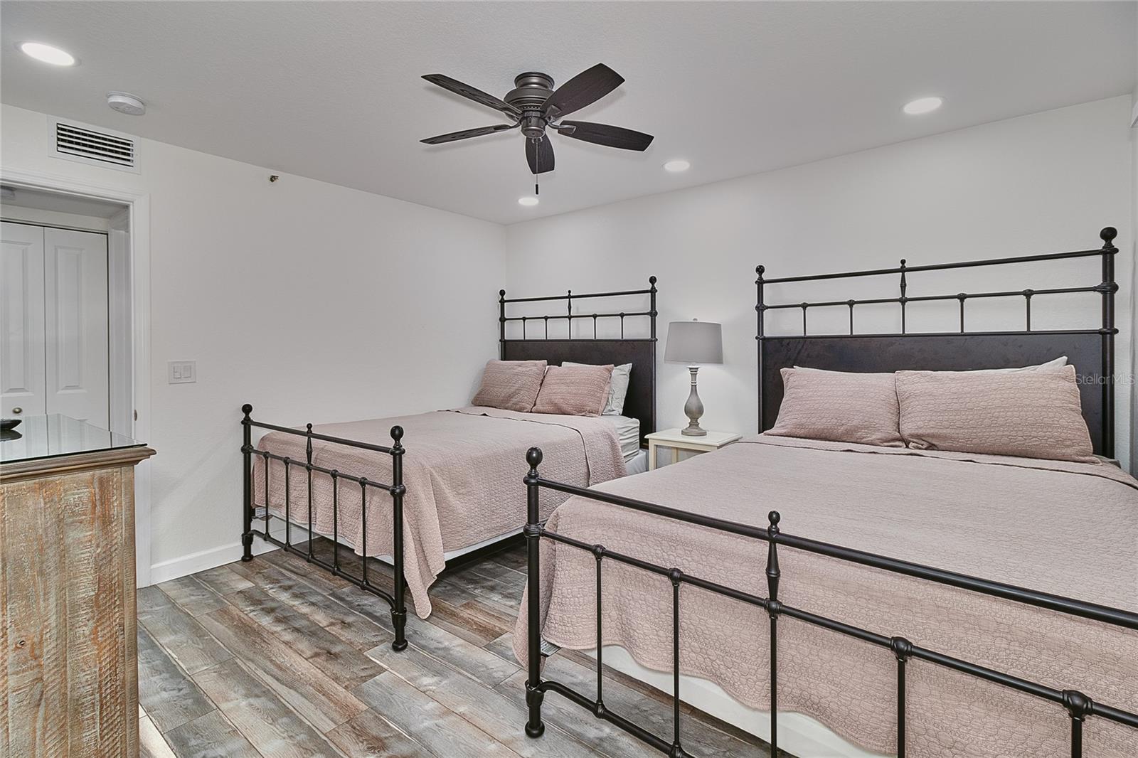 18400 Gulf Blvd #1206 Property Photo 28