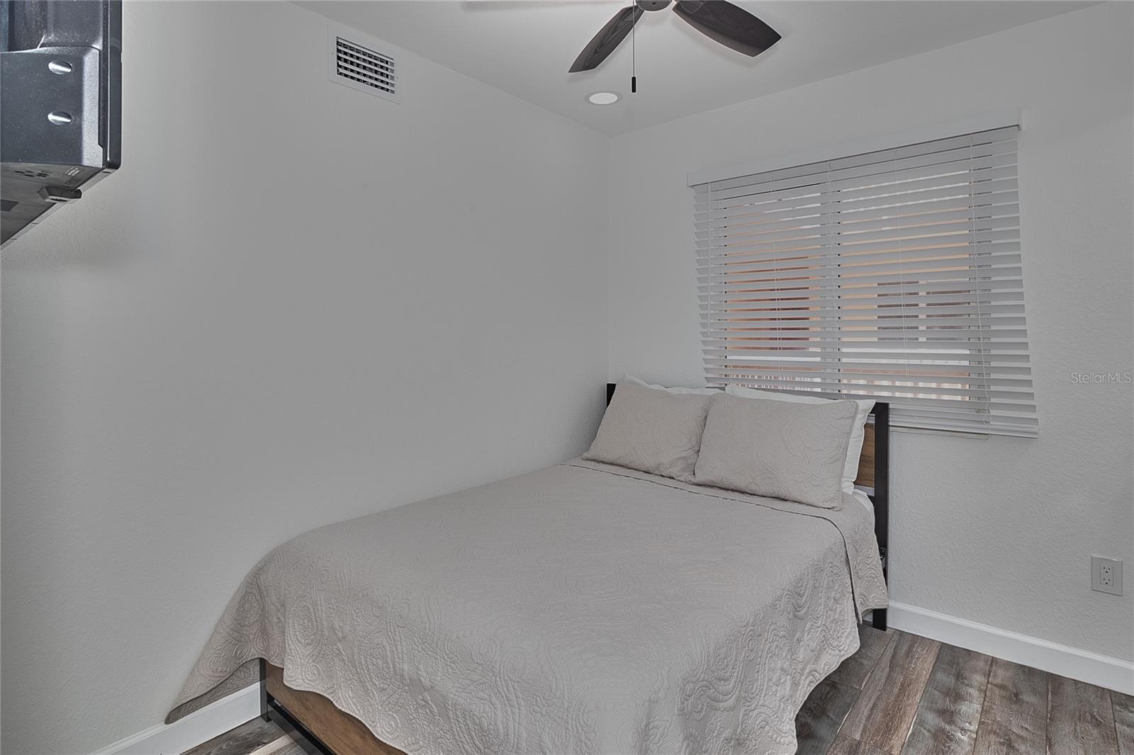 18400 Gulf Blvd #1206 Property Photo 32