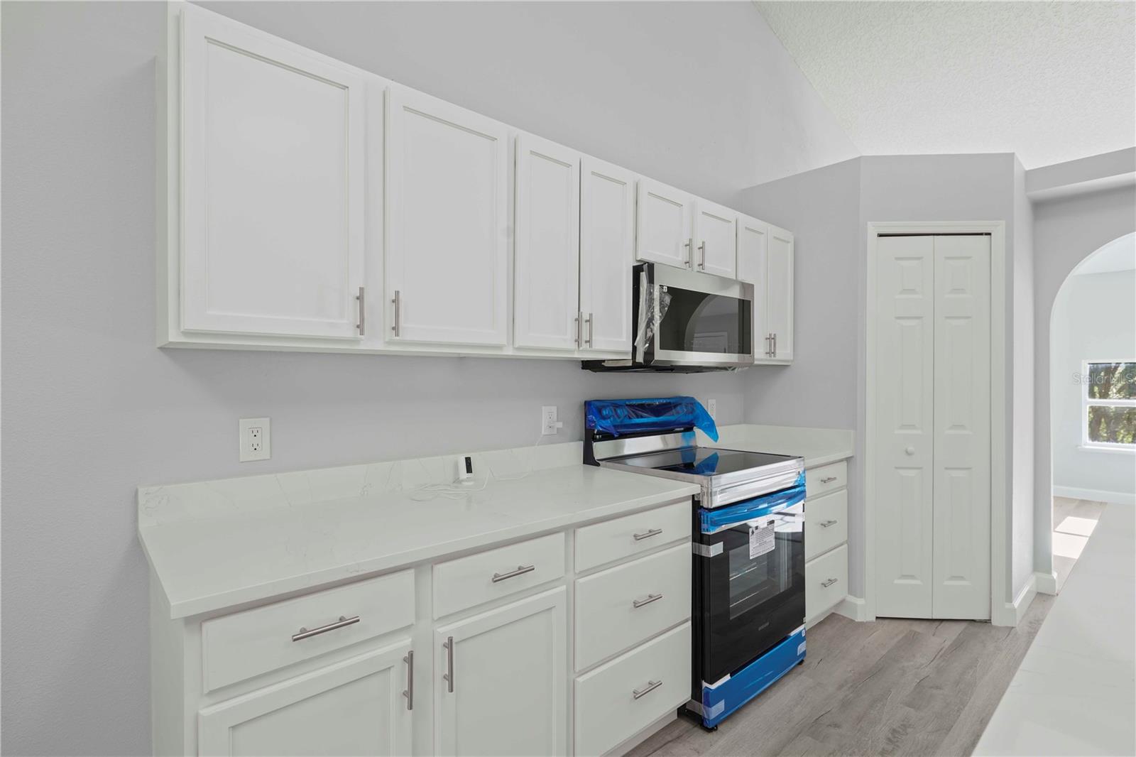 941 Jayhil Dr Property Photo 14