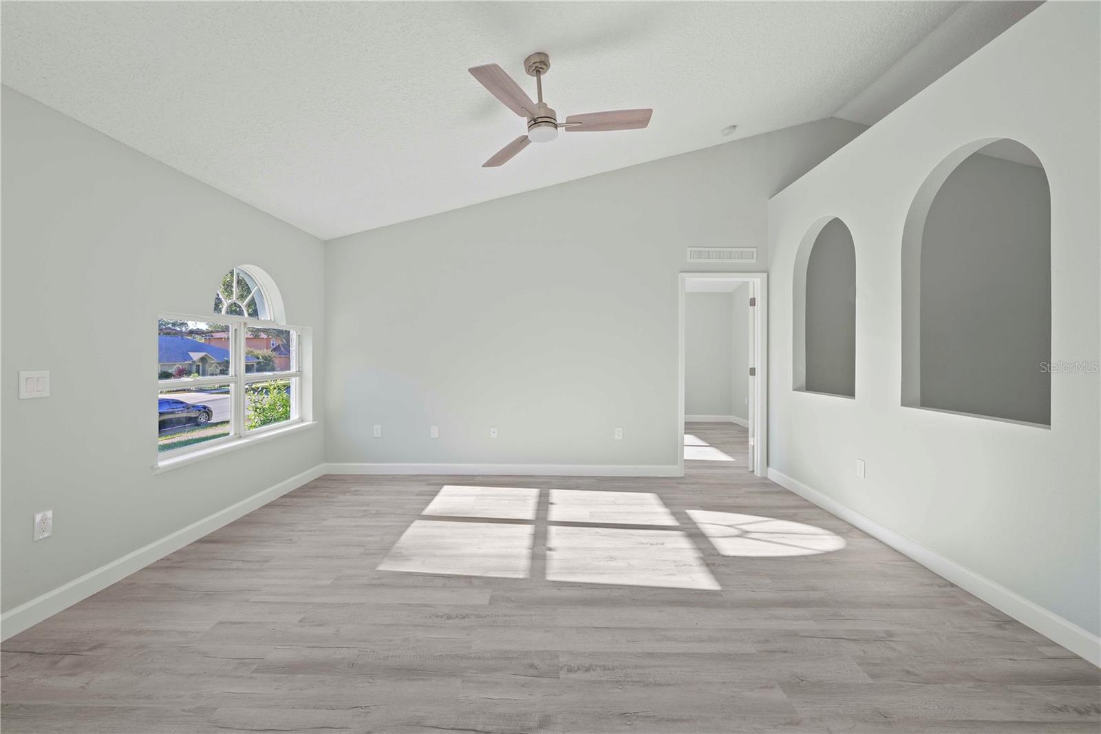 941 Jayhil Dr Property Photo 37