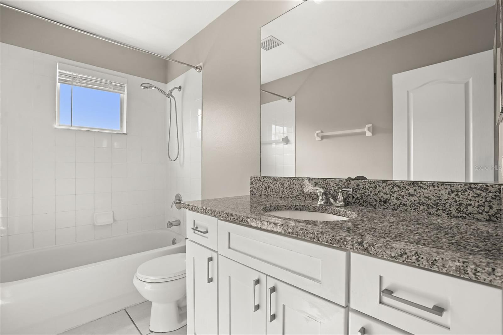 14837 Huntley Dr Property Photo 28
