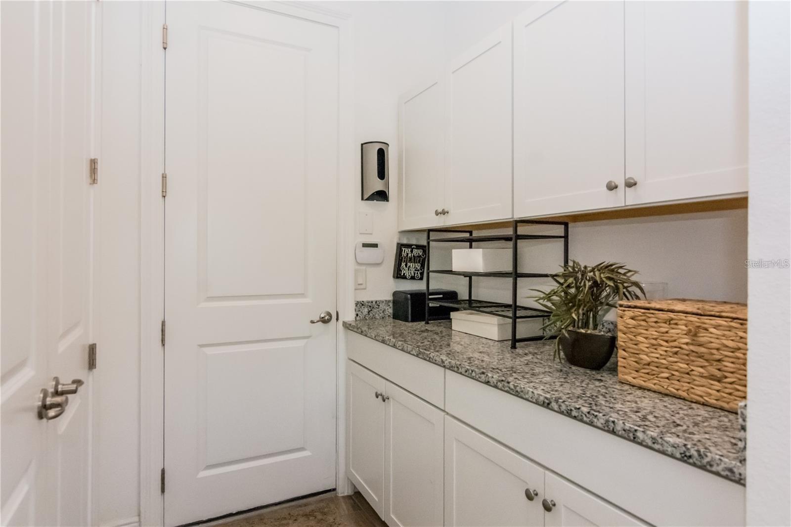 15852 Shorebird Ln Property Photo 11