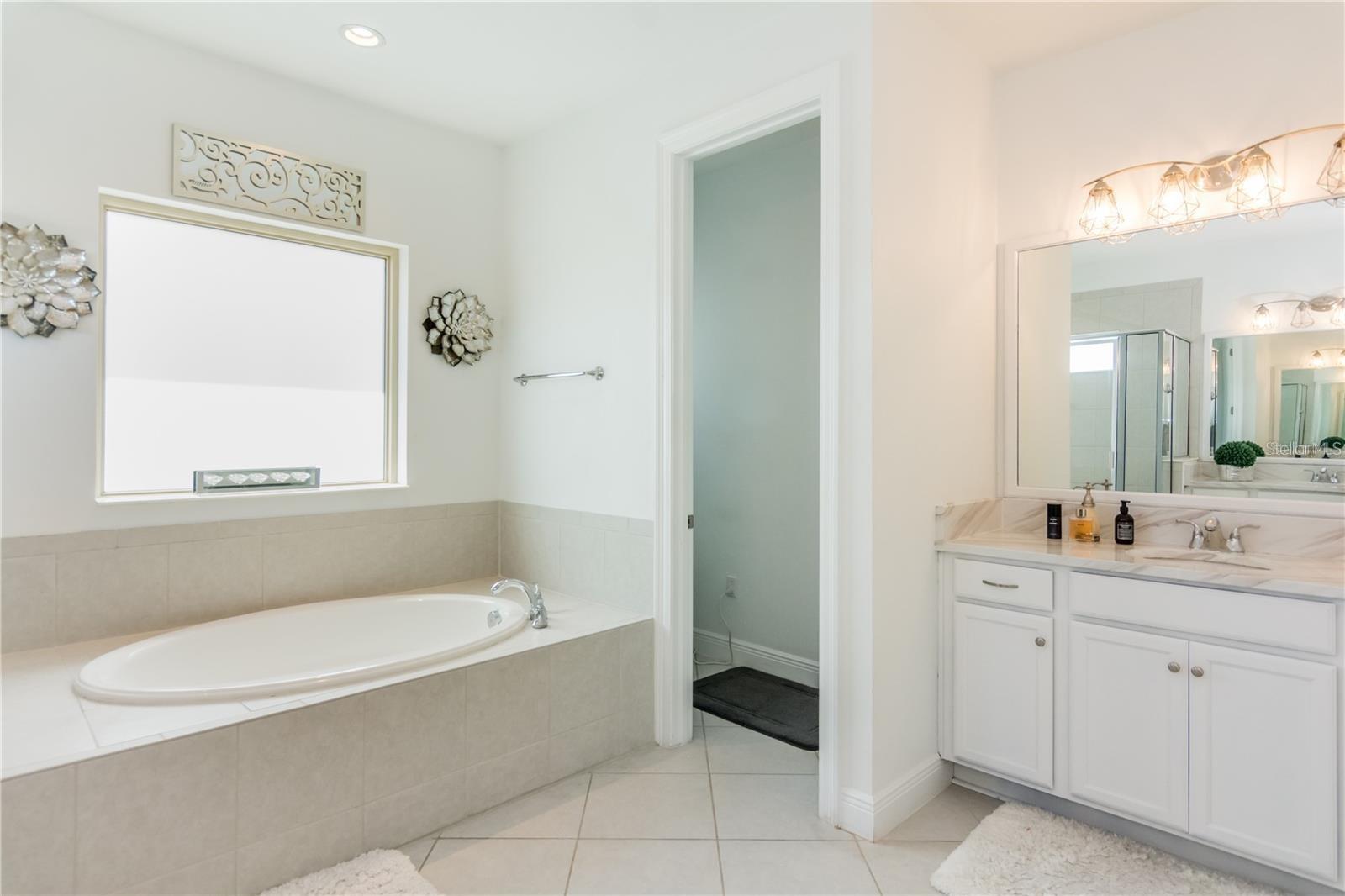 15852 Shorebird Ln Property Photo 29