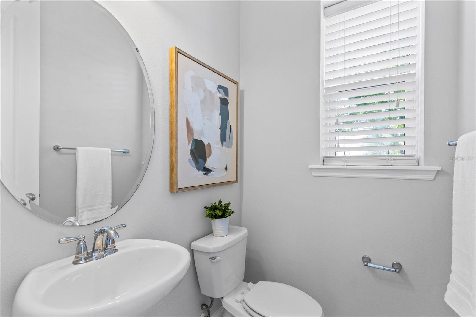 7749 Laureate Blvd Property Photo 15