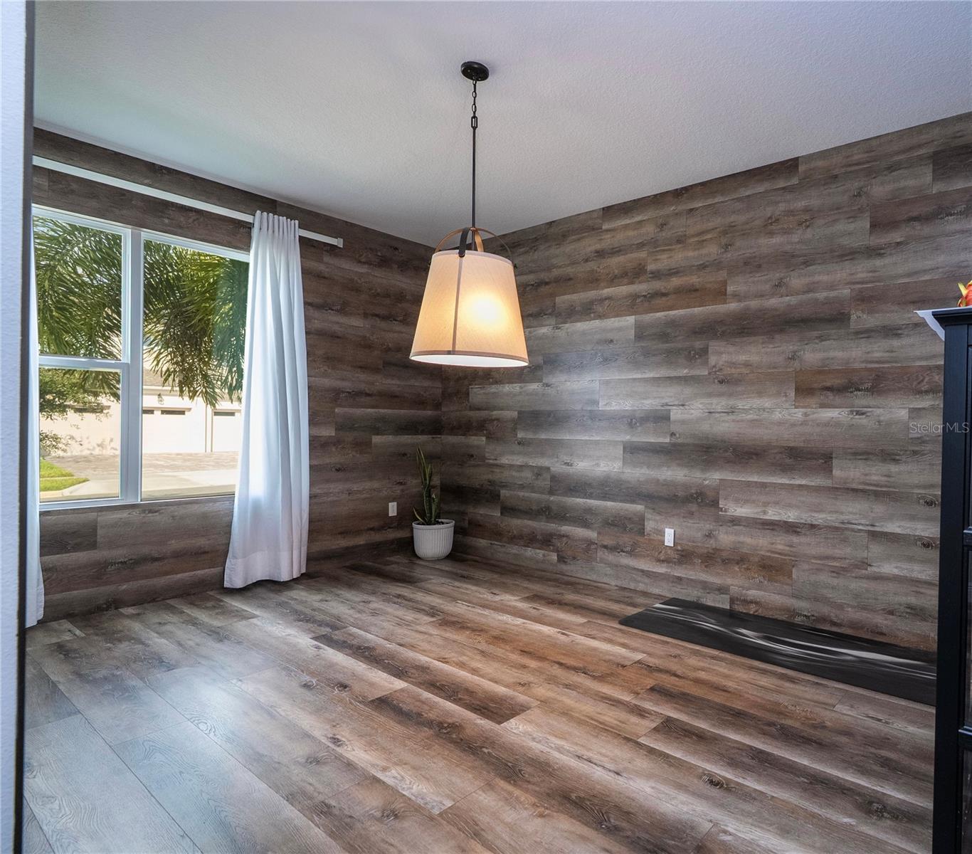 16894 Wingspread Loop Property Photo 12