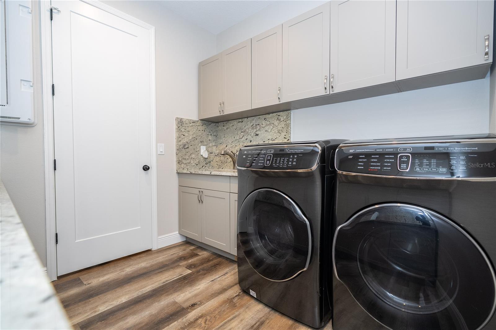 16894 Wingspread Loop Property Photo 17