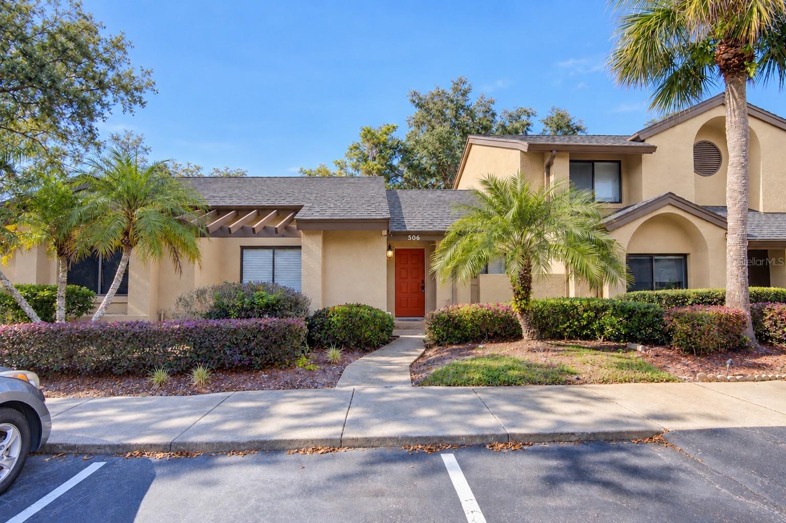 506 Club Dr Property Photo 1